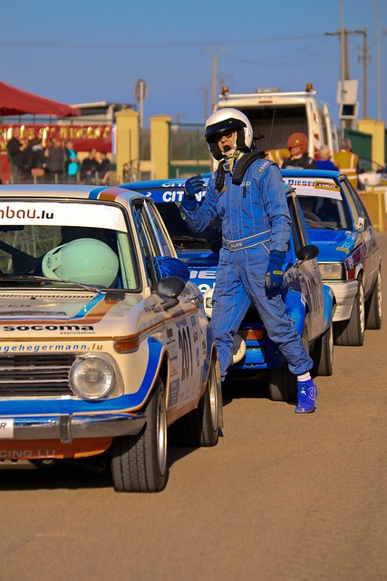 在于其后防 在于其后防